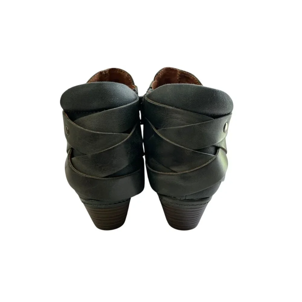 Cobb Hill Leather Ankle Booties Womens 6W Gray Zip‎ Round Toe Block Heel Comfort